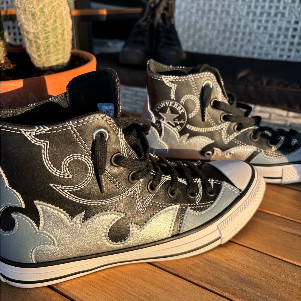 Women Converse High Top Shoe - Picture 2 of 4